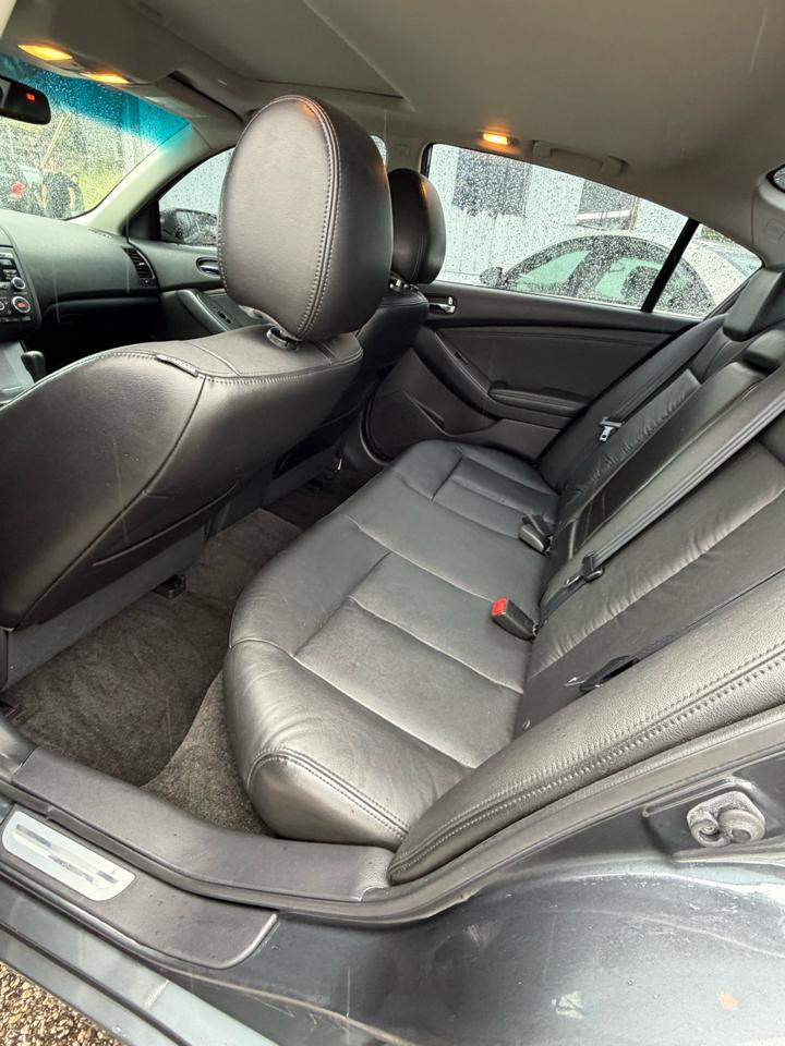 Nissan Altima 2.5 S 2010