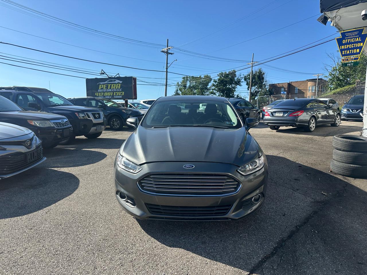 Ford Fusion SE 2015