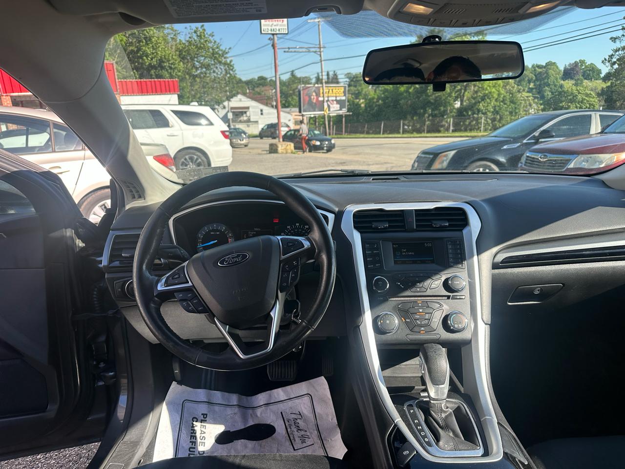 Ford Fusion SE 2015