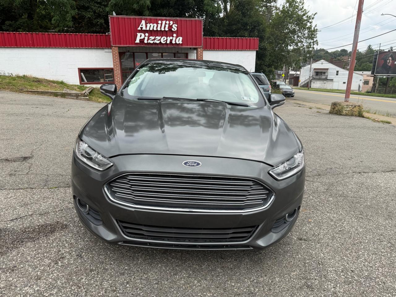 Ford Fusion SE 2015