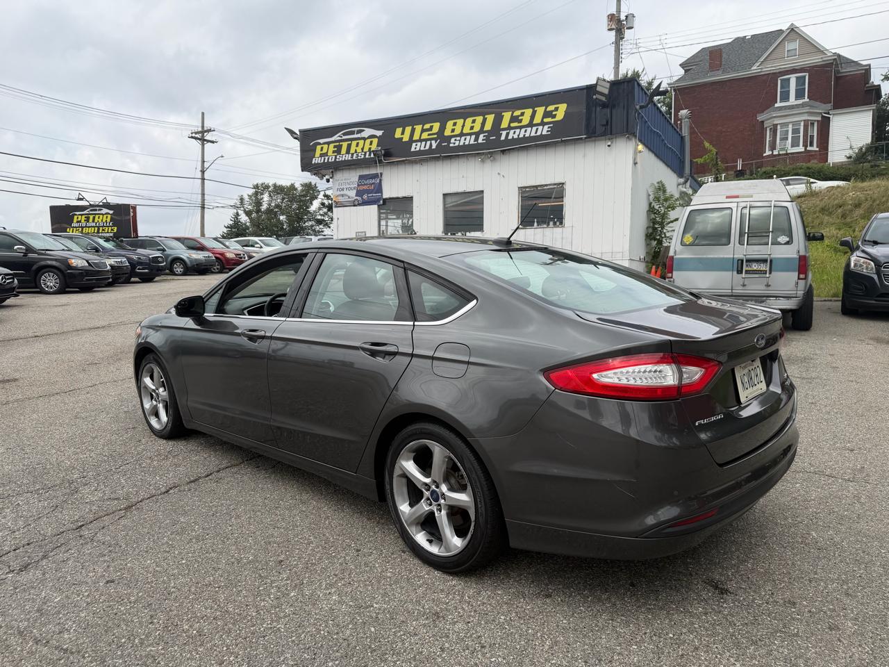Ford Fusion SE 2015