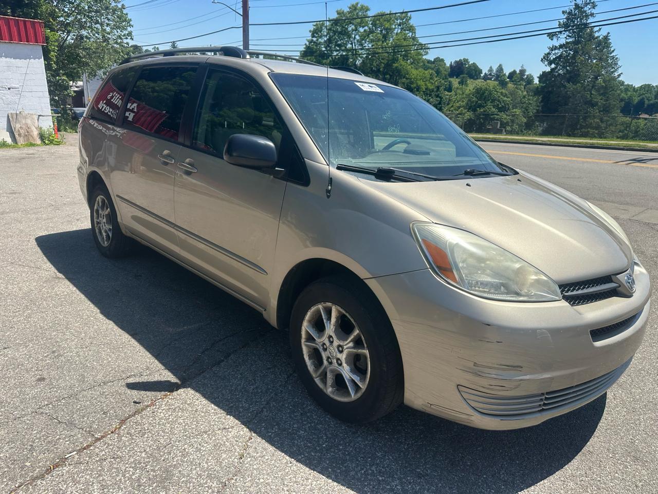 Toyota Sienna LE AWD 2005