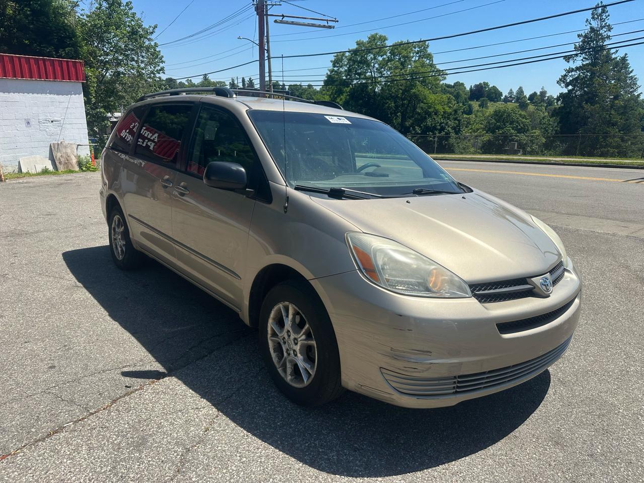 Toyota Sienna LE AWD 2005