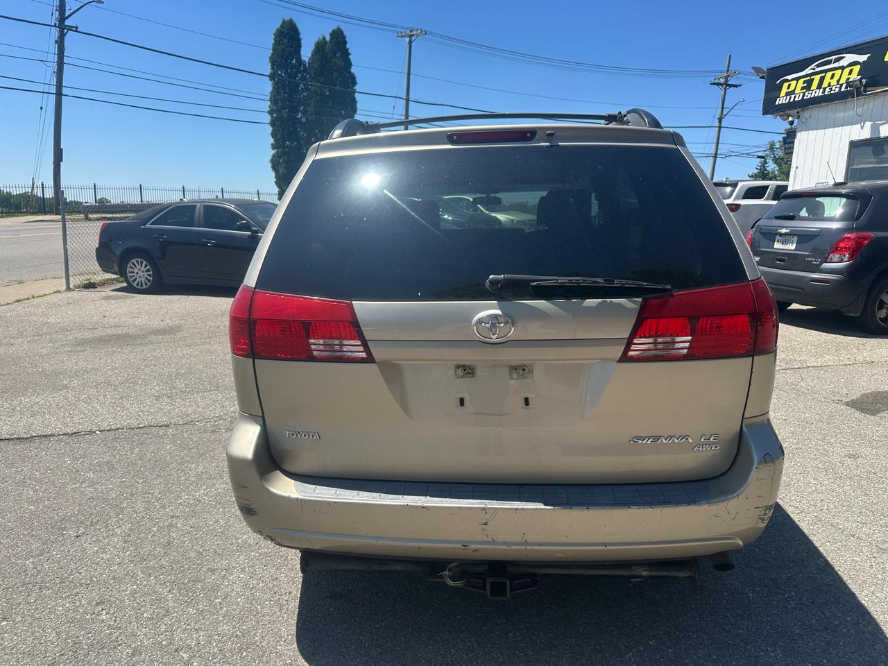 Toyota Sienna LE AWD 2005