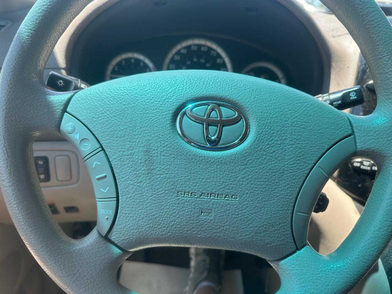 Toyota Sienna LE AWD 2005