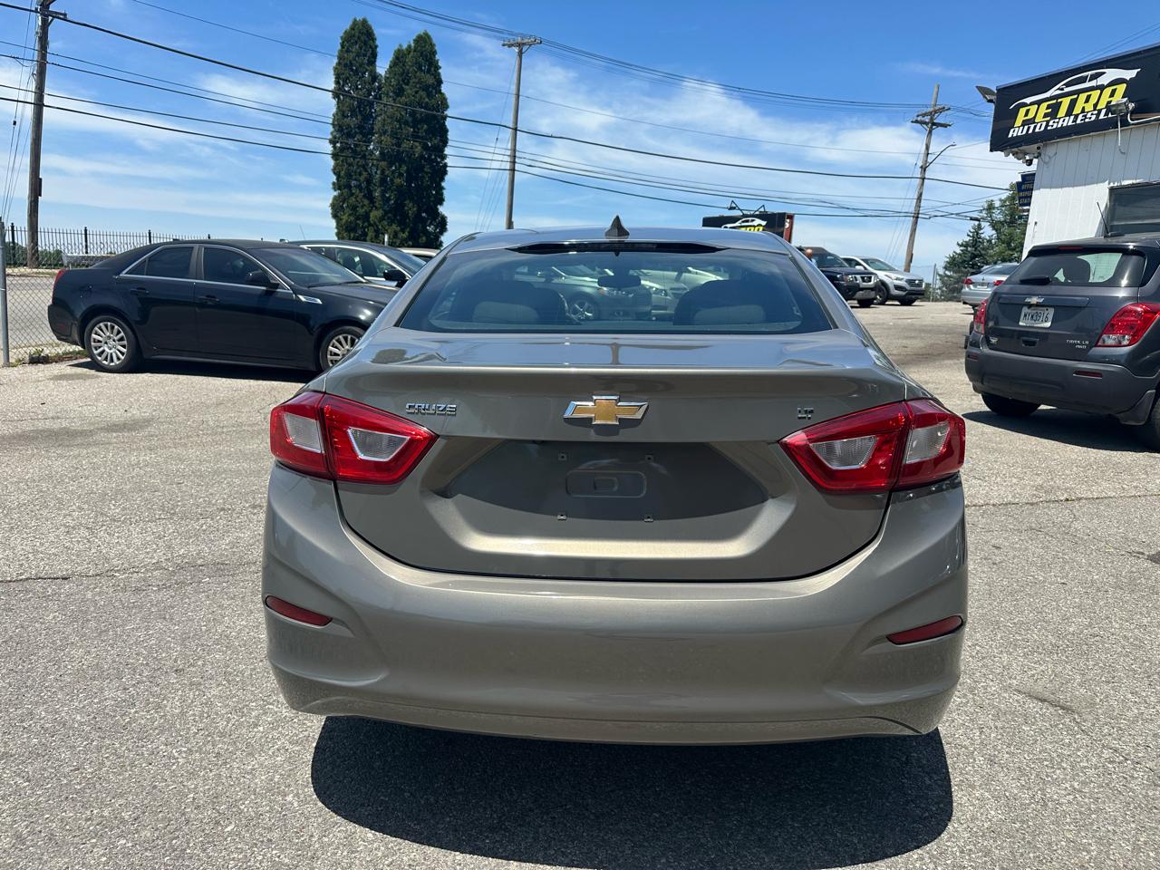 Chevrolet Cruze LT Auto 2017