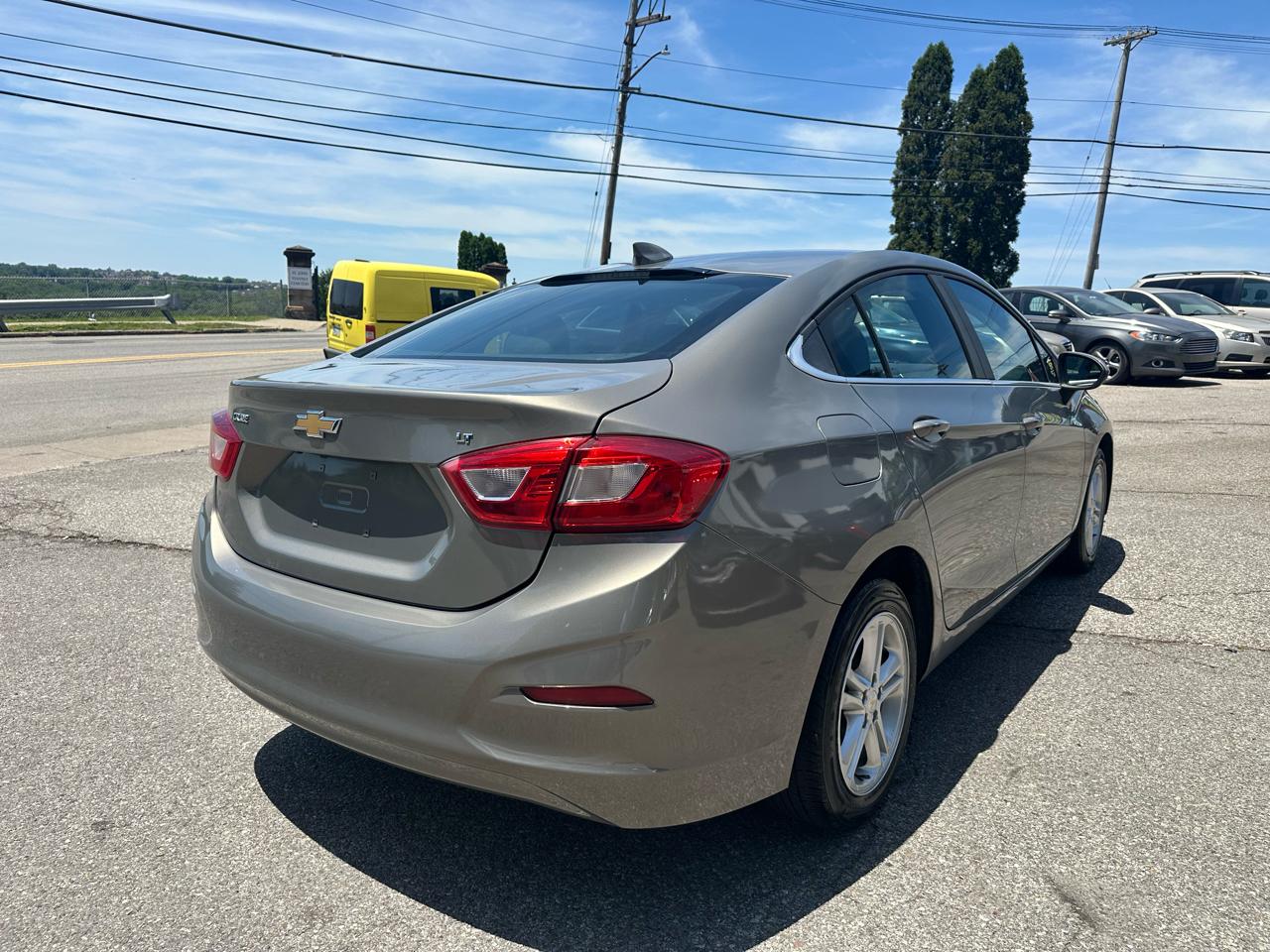 Chevrolet Cruze LT Auto 2017