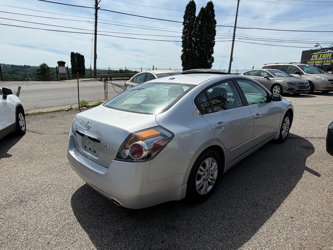Nissan Altima 2.5 2012