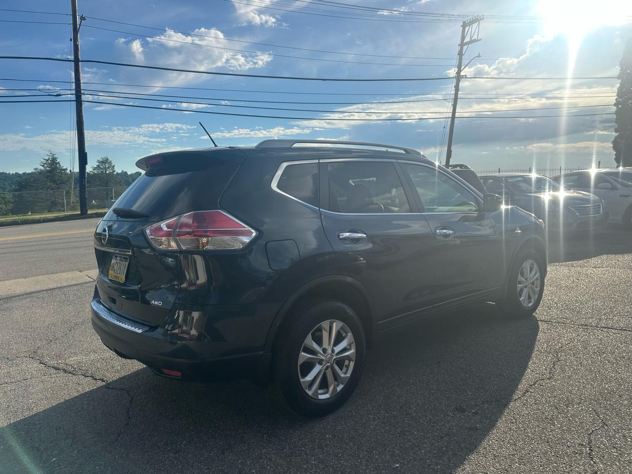 2015 Nissan Rogue SV AWD