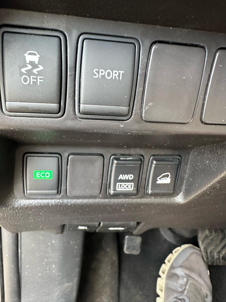 Nissan Rogue SV AWD 2015