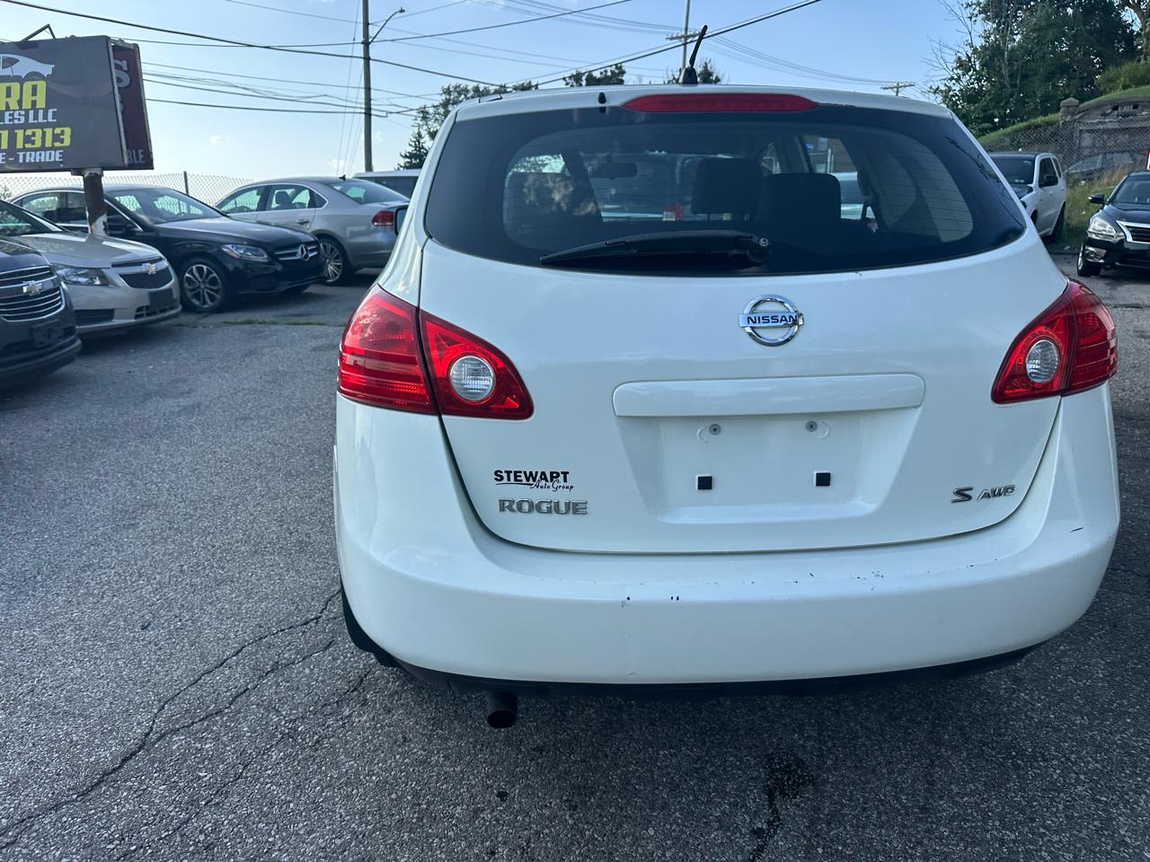 Nissan Rogue S AWD 2009