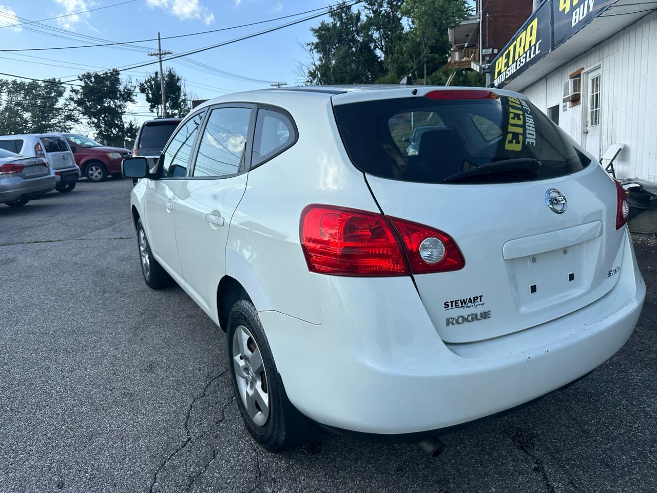Nissan Rogue S AWD 2009