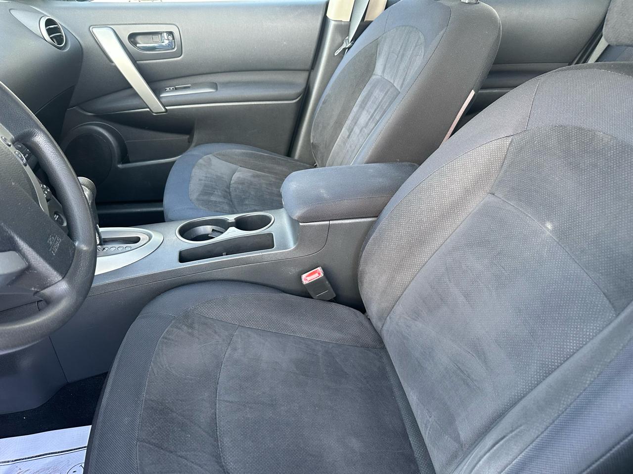 Nissan Rogue S AWD 2009