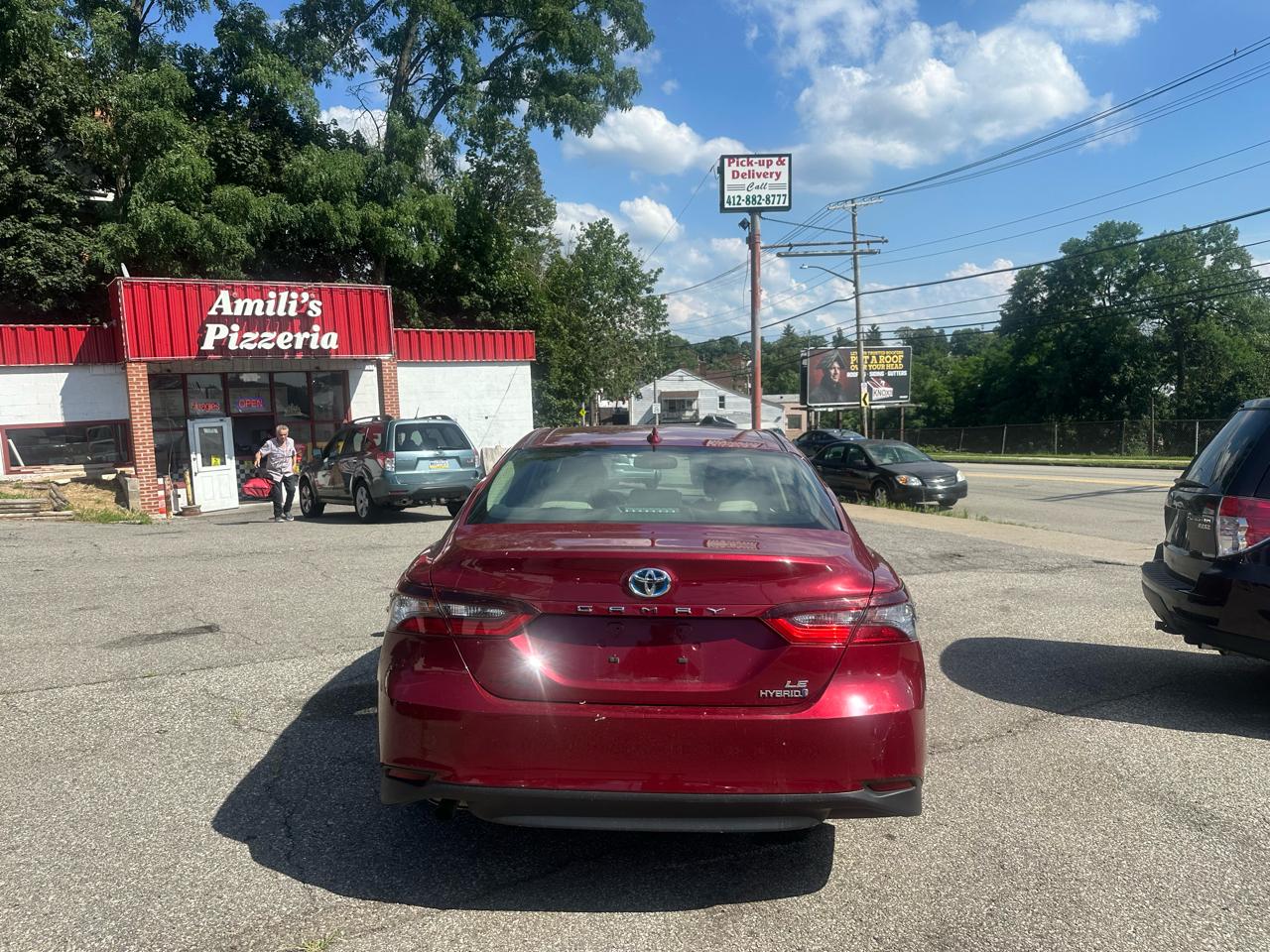 Toyota Camry Hybrid LE 2021