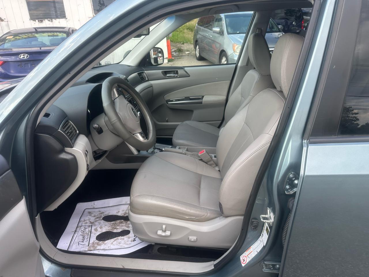 Subaru Forester 2.5X Limited 2011