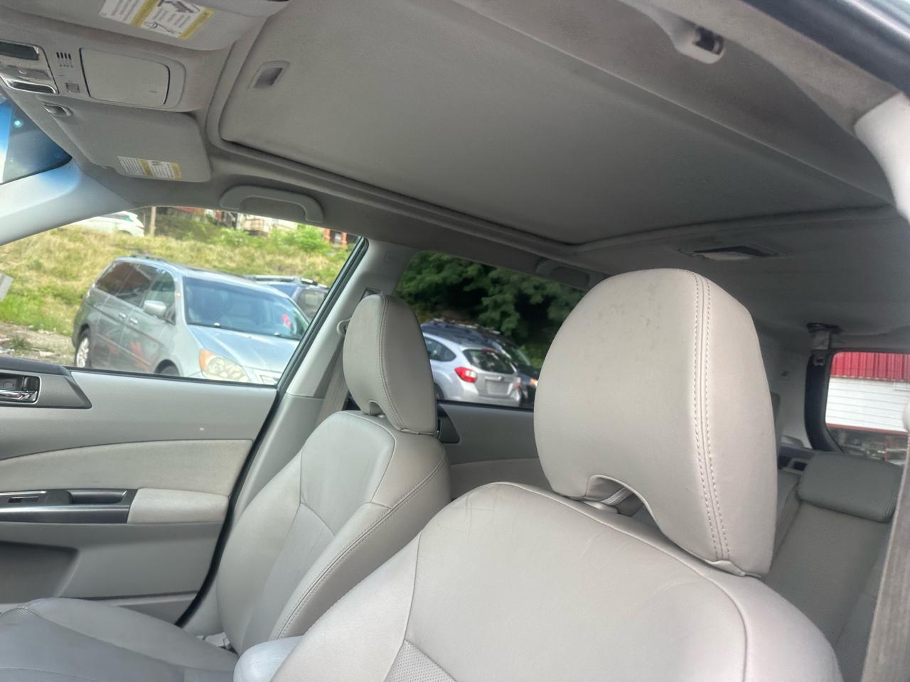 Subaru Forester 2.5X Limited 2011