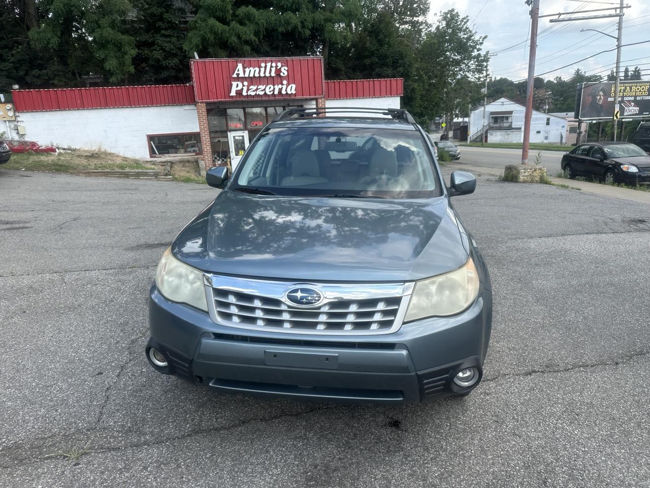 Subaru Forester 2.5X Limited 2011