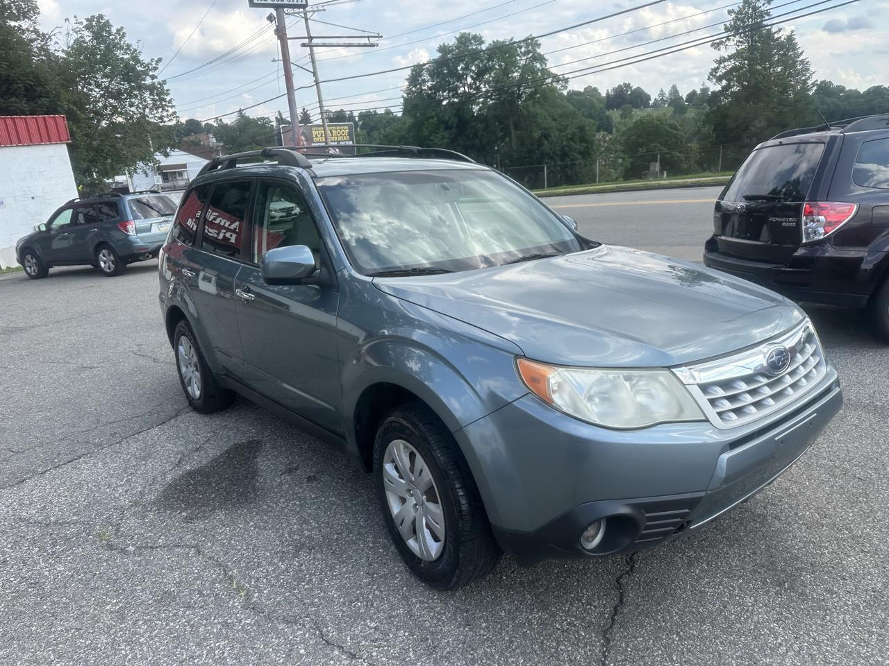 Subaru Forester 2.5X Limited 2011