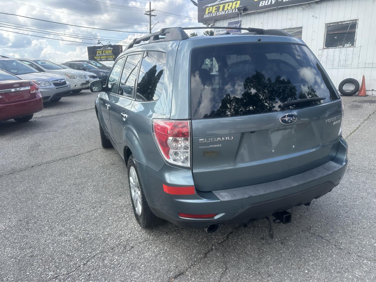 Subaru Forester 2.5X Limited 2011