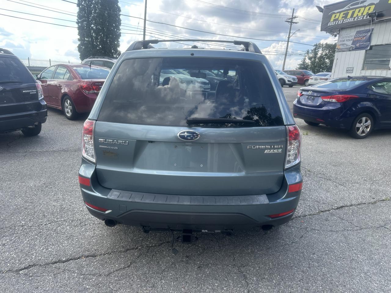 Subaru Forester 2.5X Limited 2011