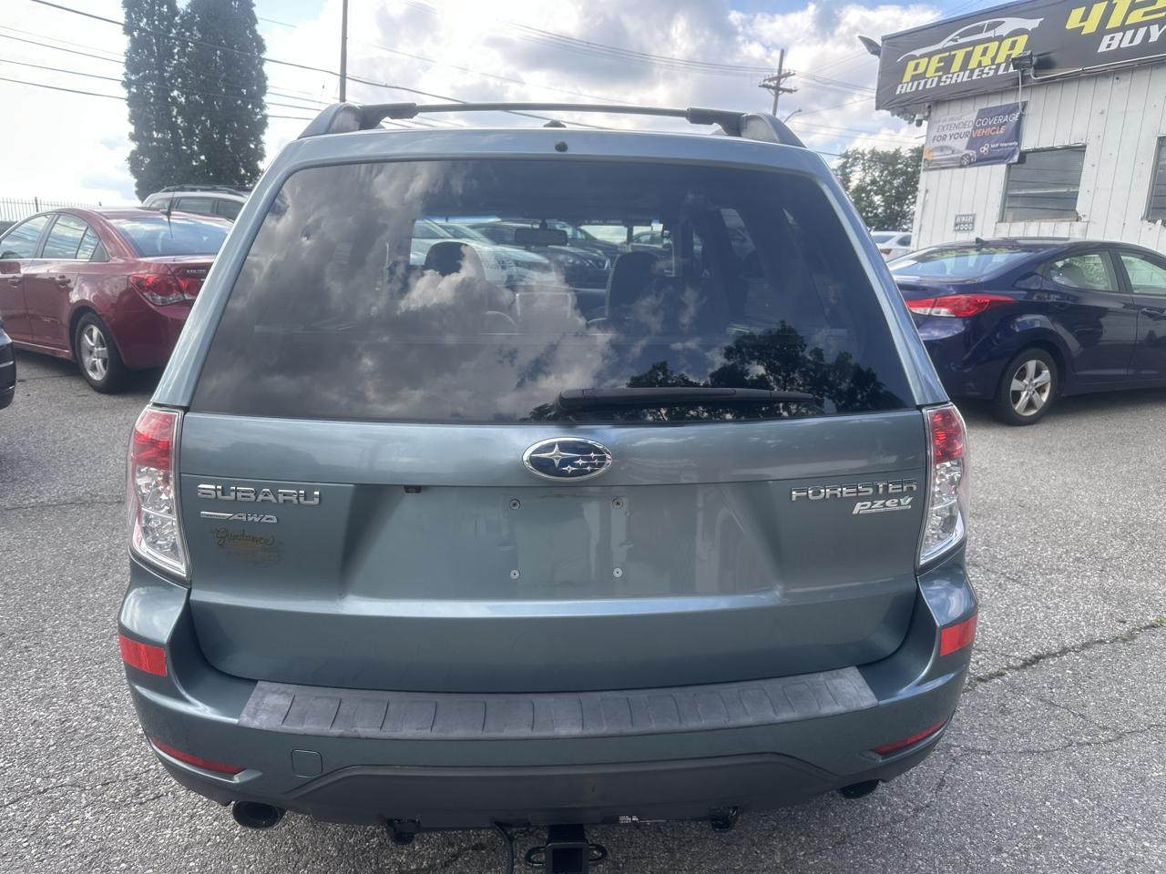 Subaru Forester 2.5X Limited 2011