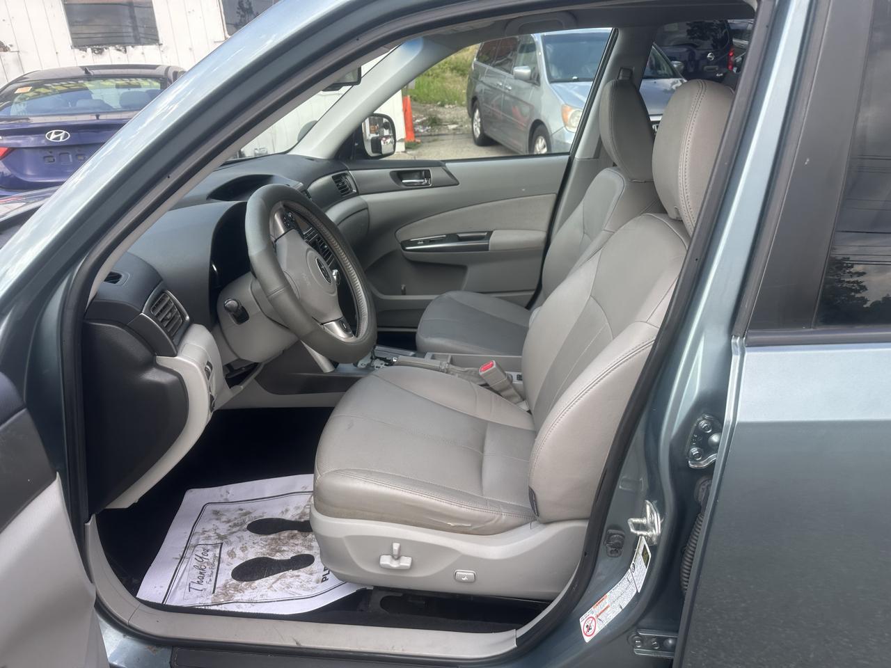 Subaru Forester 2.5X Limited 2011