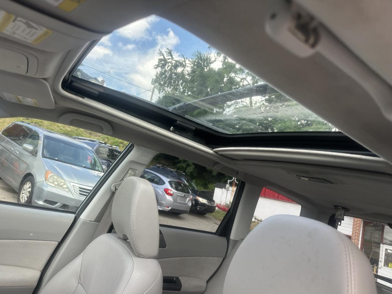 Subaru Forester 2.5X Limited 2011