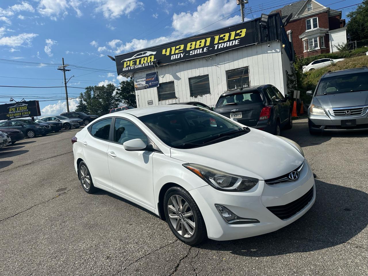 Hyundai Elantra SE 6AT 2016