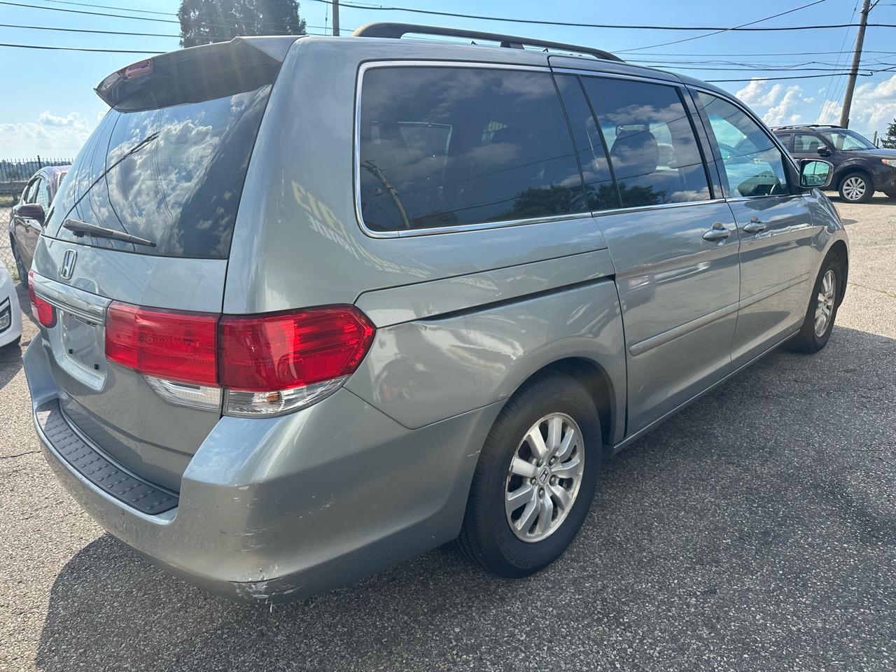Honda Odyssey EX-L w/ DVD 2009