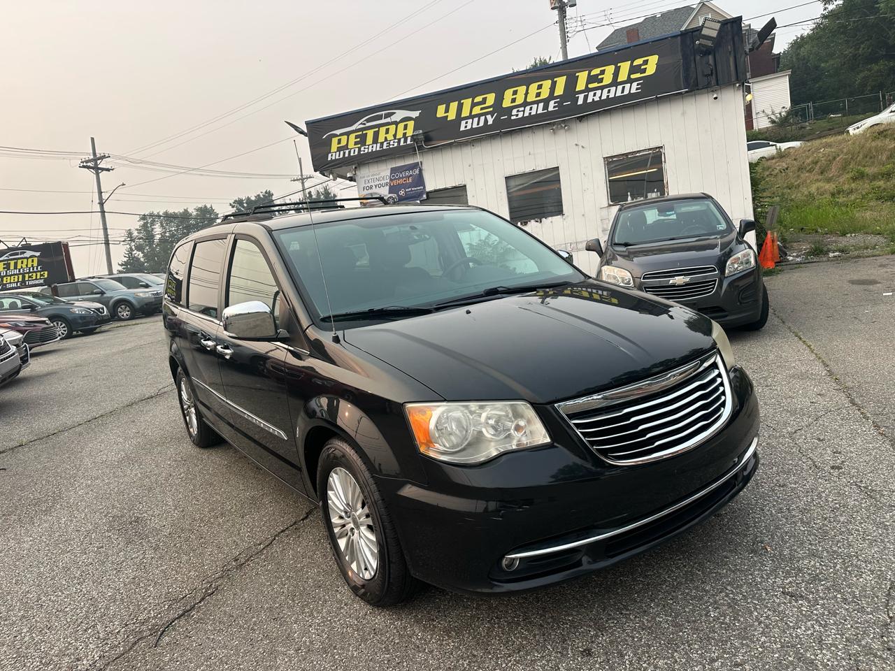 Chrysler Town & Country Touring-L 2014