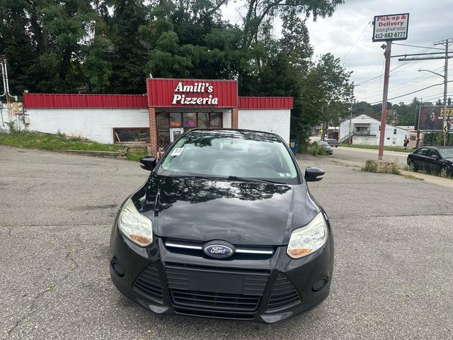 2014 Ford Focus SE Hatchback