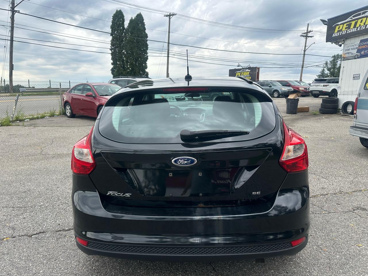 Ford Focus SE Hatch 2014