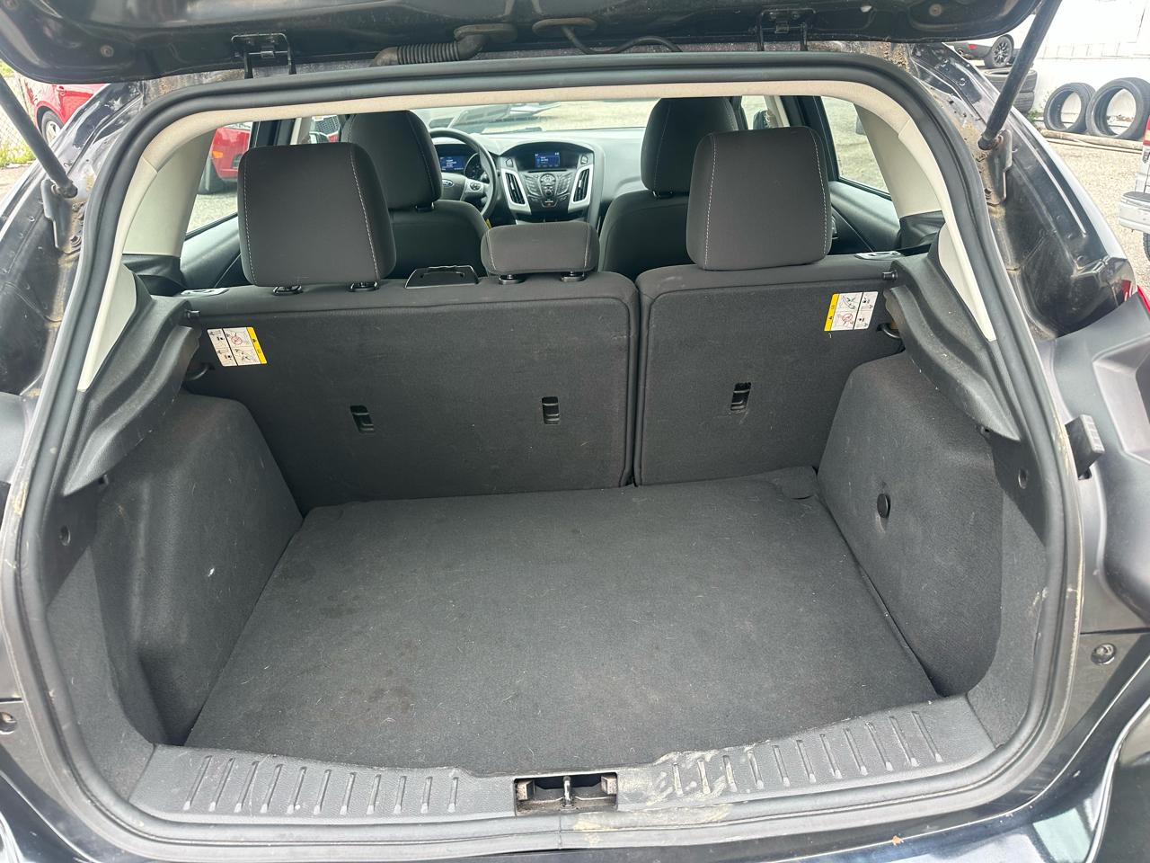 Ford Focus SE Hatch 2014