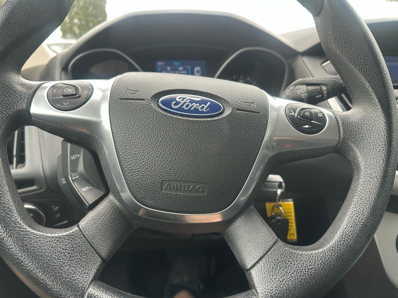Ford Focus SE Hatch 2014