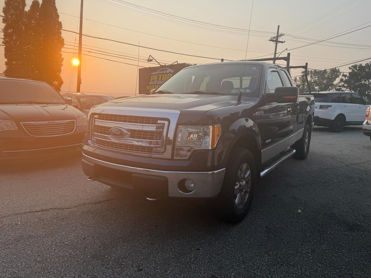 Ford F-150 4WD SuperCrew 145" XLT 2014