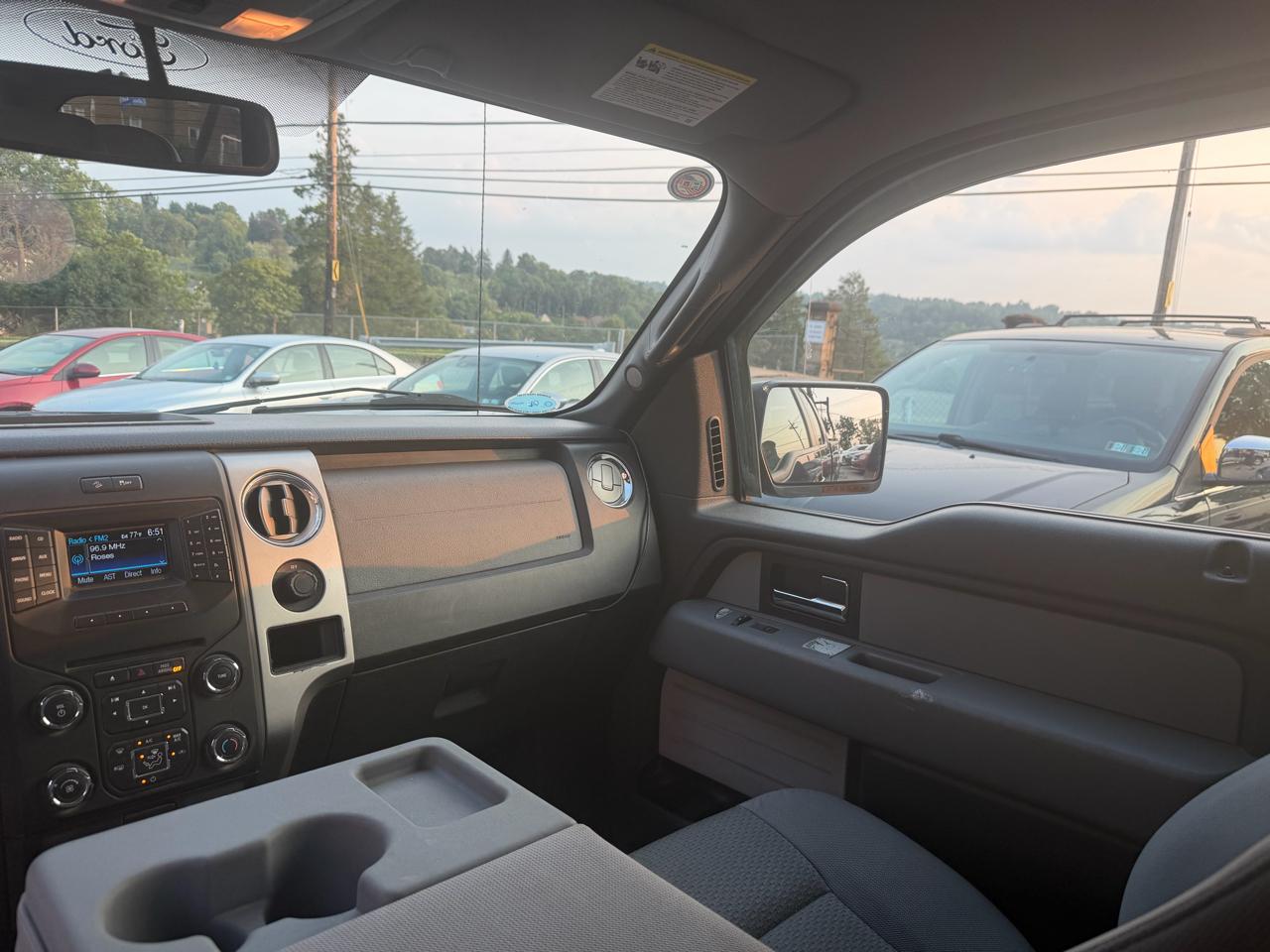 Ford F-150 4WD SuperCrew 145" XLT 2014