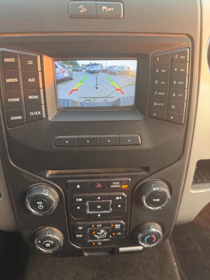 Ford F-150 4WD SuperCrew 145" XLT 2014