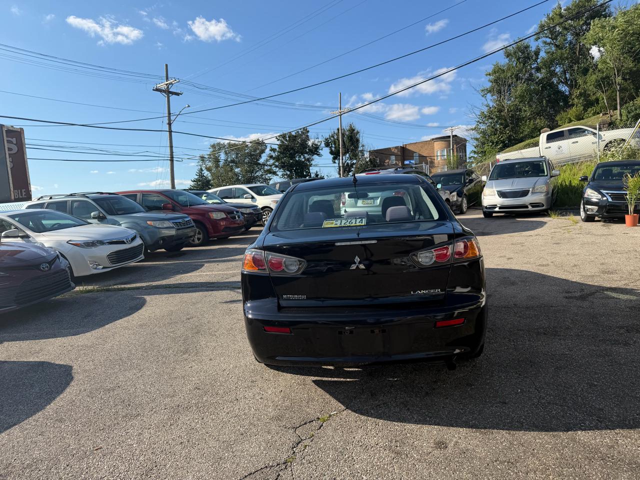 Mitsubishi Lancer ES 2013
