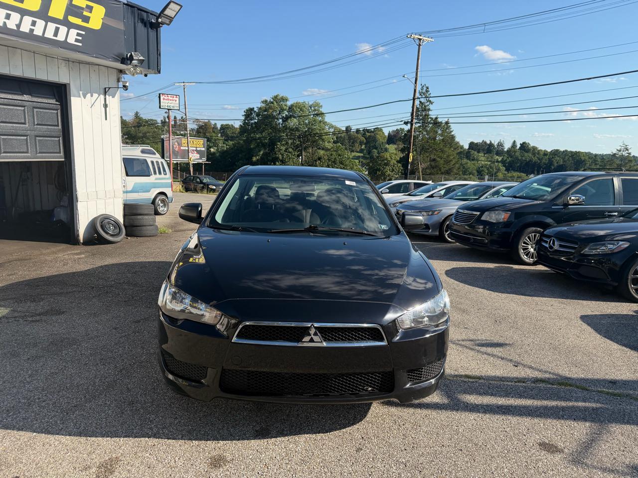 Mitsubishi Lancer ES 2013