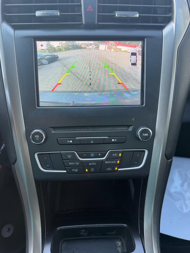 Ford Fusion SE 2017