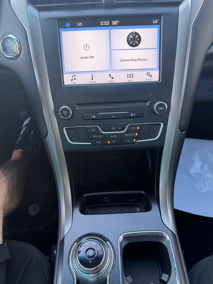 Ford Fusion SE 2017