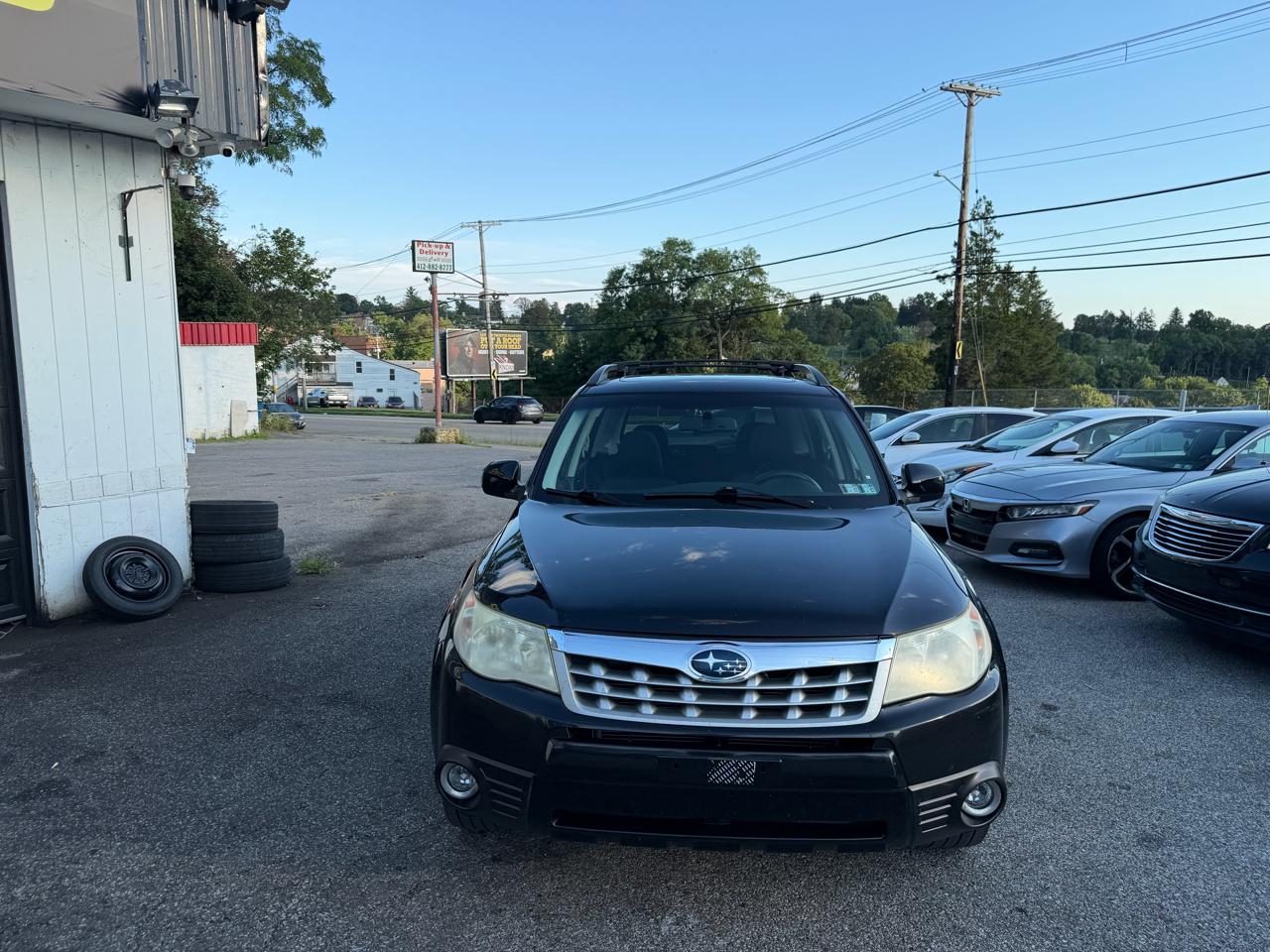 Subaru Forester 2.5X Premium 2011