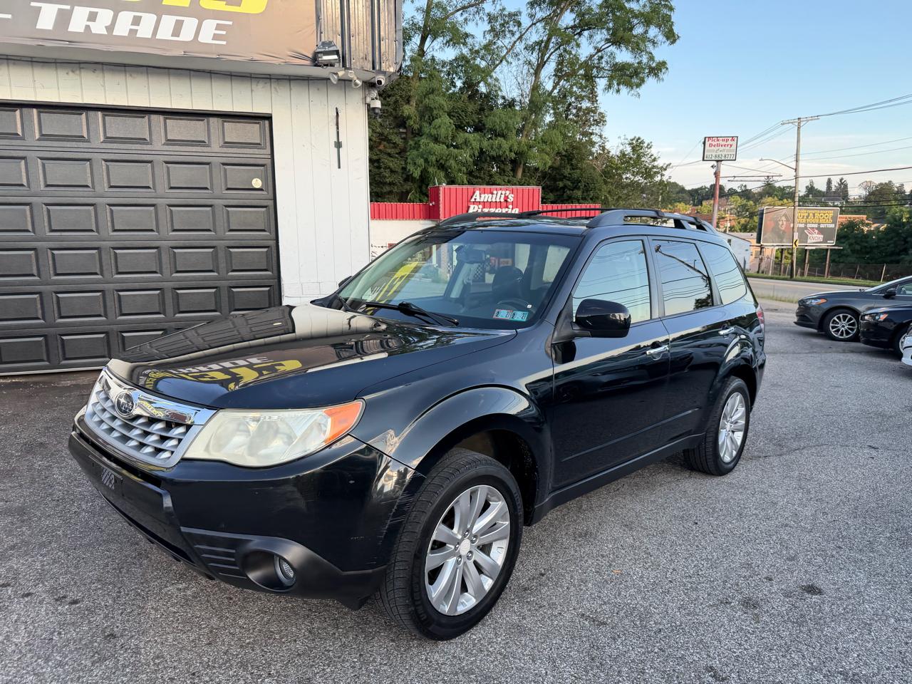 Subaru Forester 2.5X Premium 2011