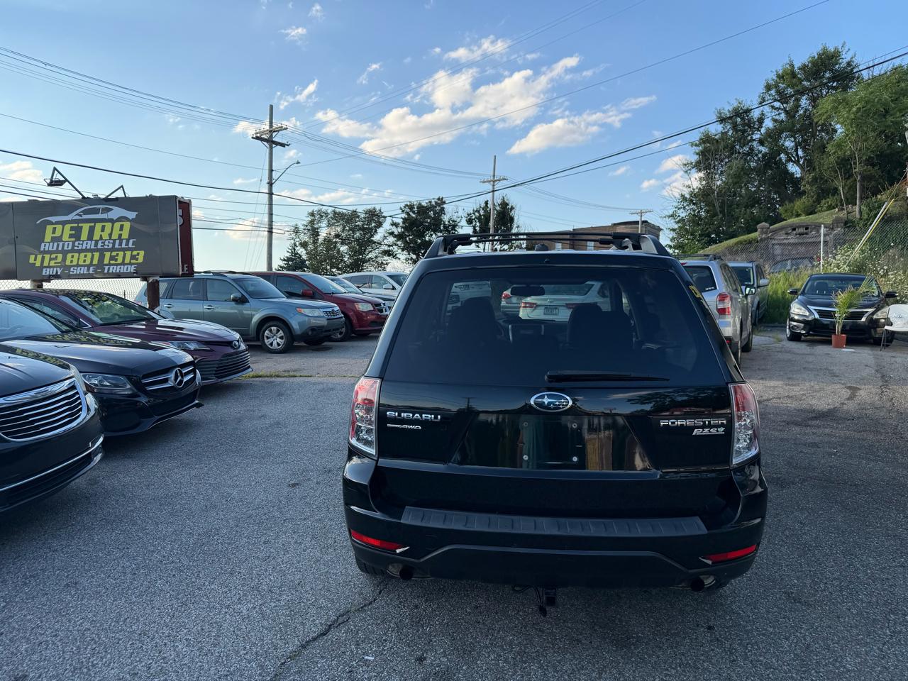 Subaru Forester 2.5X Premium 2011