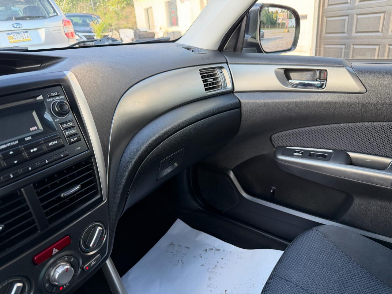 Subaru Forester 2.5X Premium 2011