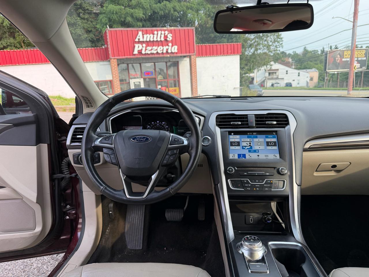 Ford Fusion SE 2017