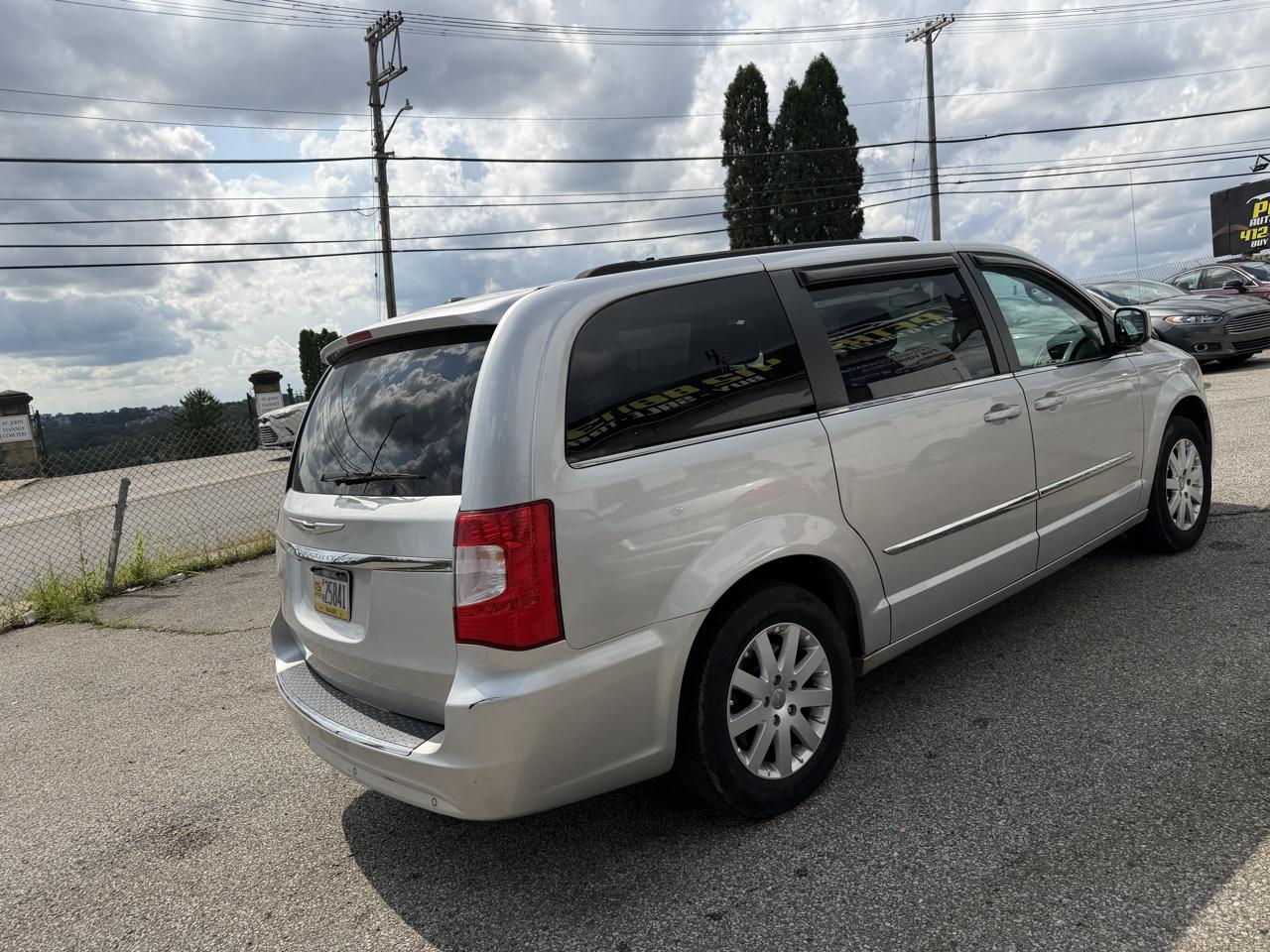 Chrysler Town & Country Touring 2012