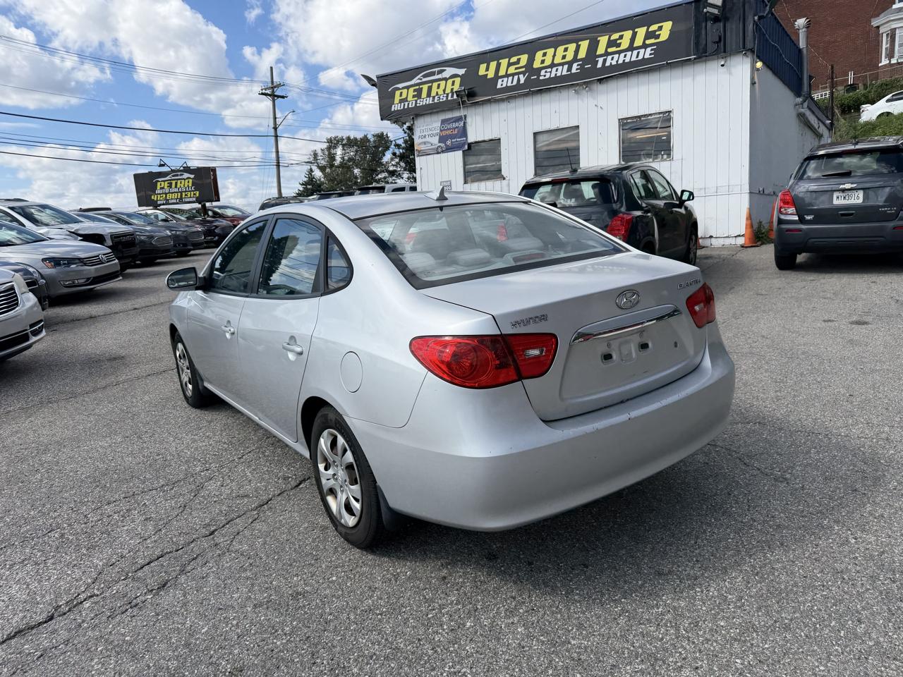 Hyundai Elantra SE 2010