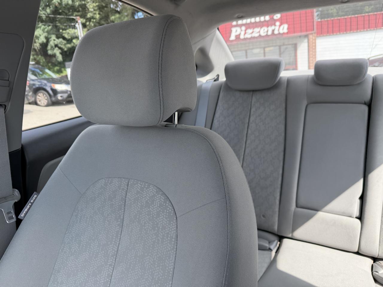 Hyundai Elantra SE 2010