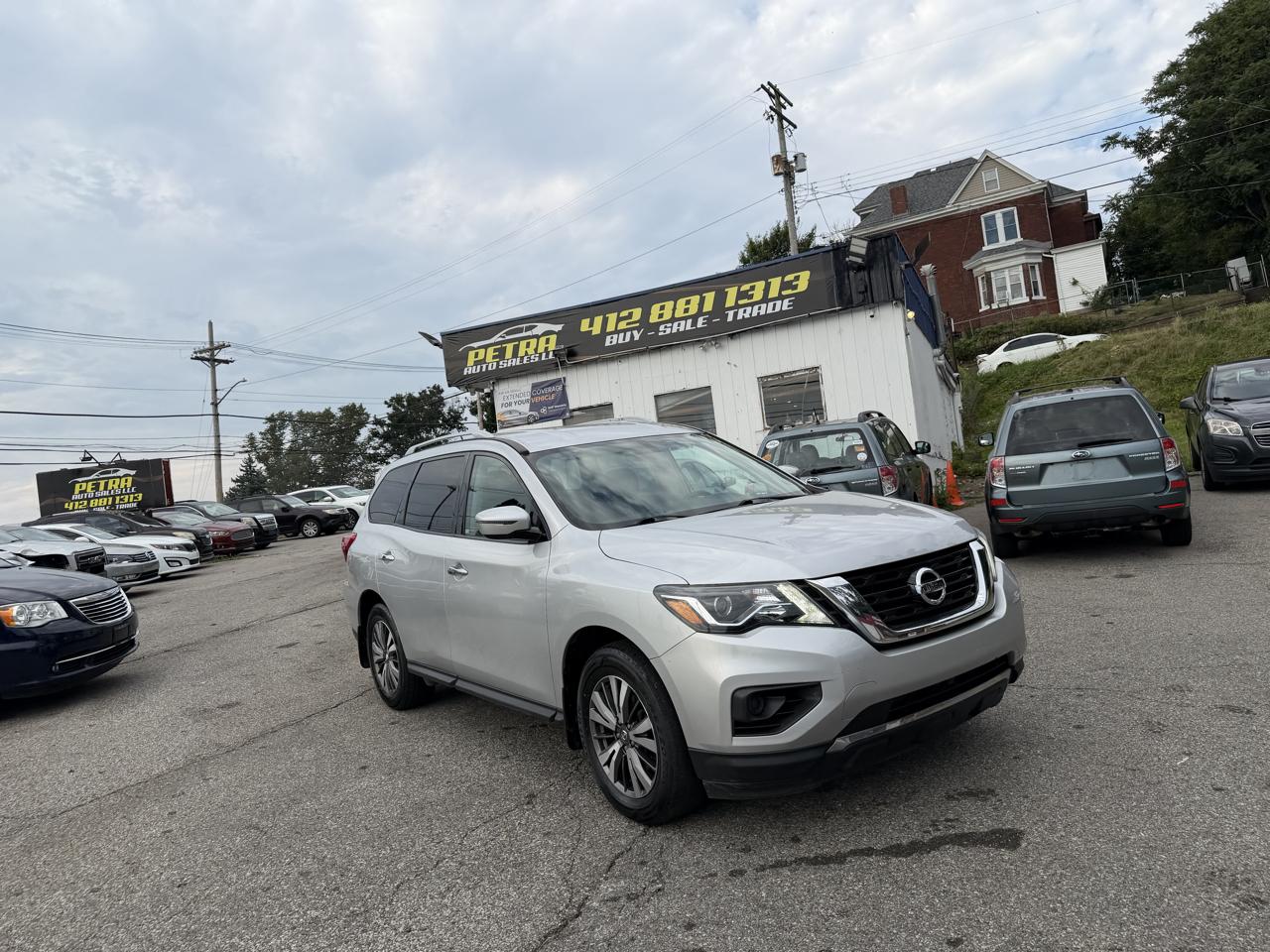 Nissan Pathfinder Platinum 4WD 2017